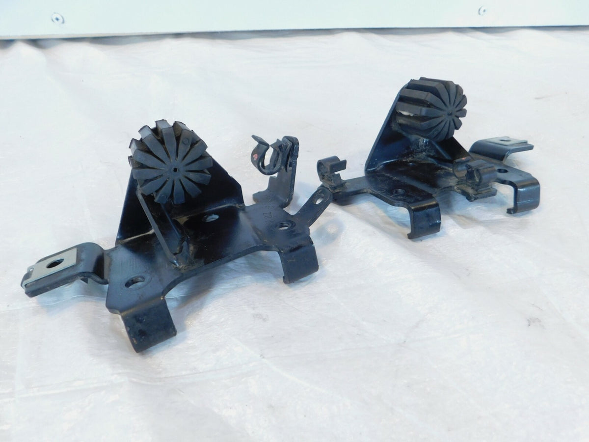 BMW R1200R R1200RS R1250R R1250RS Left/Right Gas Petrol Fuel Tank Mount Brackets - C3 Cycle
