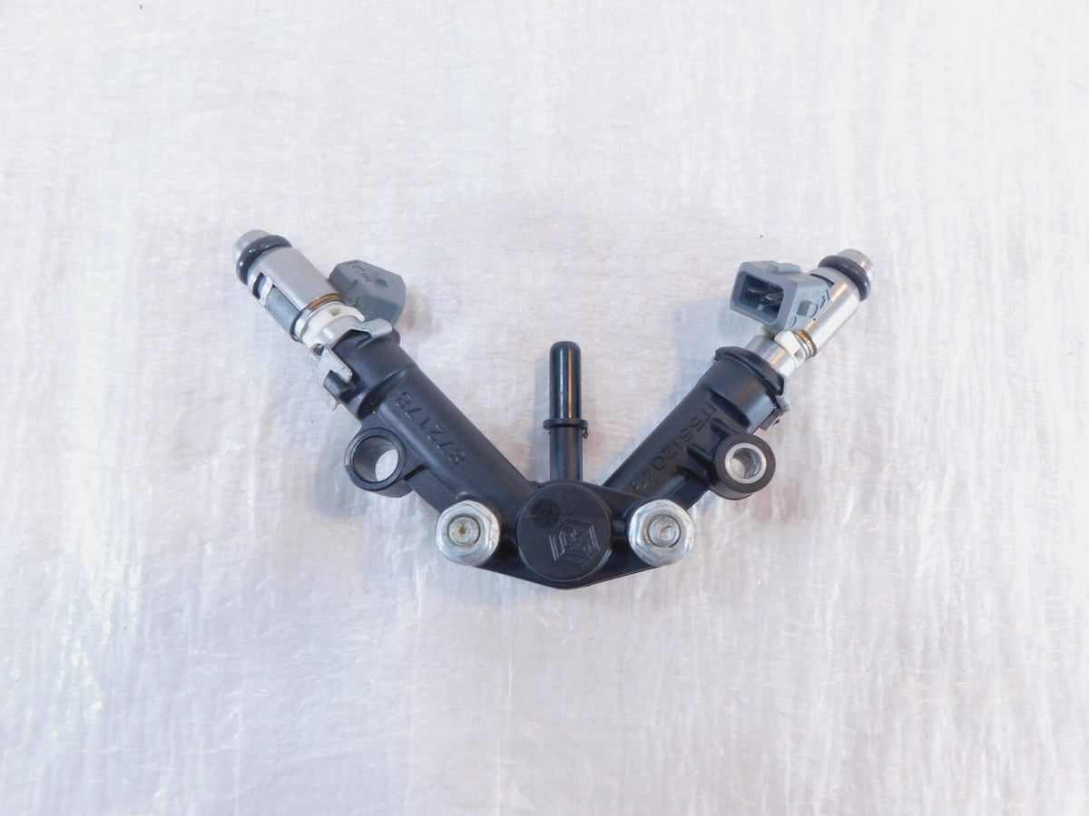 2007-2016 Aprilia Shiver SL750 Intake Gas Petrol Fuel Jet Rail Pipe & Injectors - C3 Cycle
