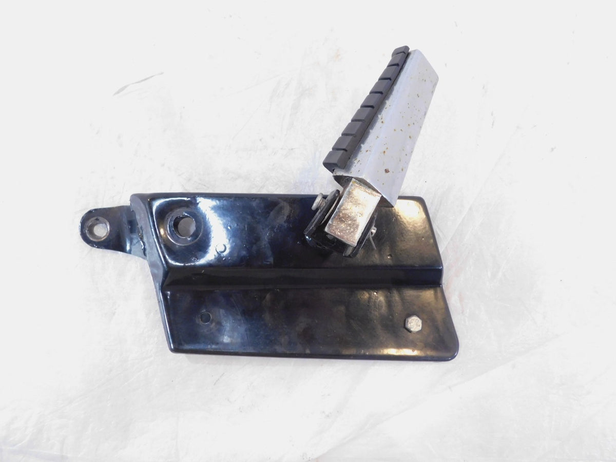 Cixi Kingring Aggressor V Jinlun 250cc Rear Left Footpeg Footrest Mount Bracket - C3 Cycle
