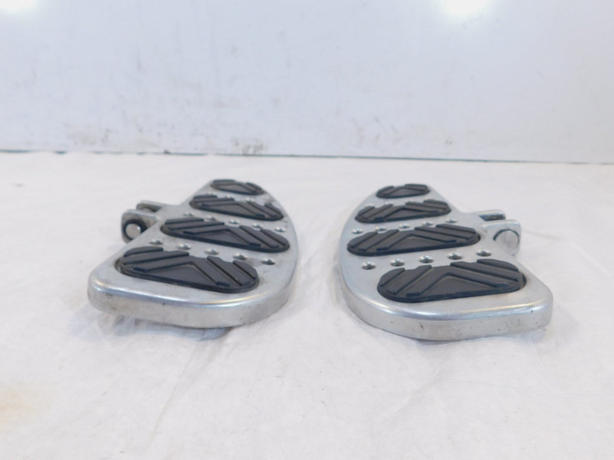 Victory Touring Cruiser V92 Deluxe & Touring Passenger Footboard Floorboards - C3 Cycle