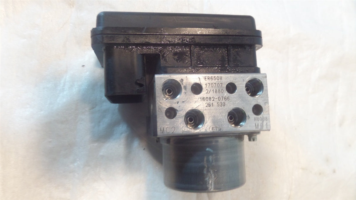 2017-2019 Kawasaki Ninja 650 EX650 Z650 ABS Brake Pump Unit Module Modulator - C3 Cycle