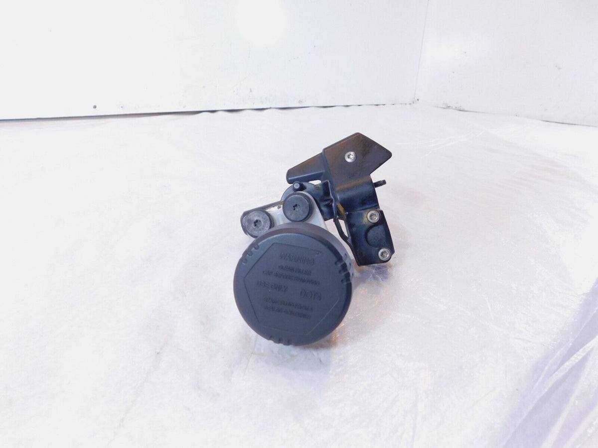 2006-2013 BMW F800S & F800ST Front Wheel Brake Master Cylinder & Expansion Tank - C3 Cycle