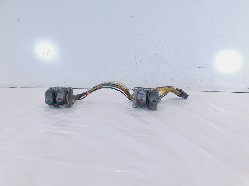 Harley Touring Electra Glide Ultra Classic Spot Lamp Accessory Control Switches
