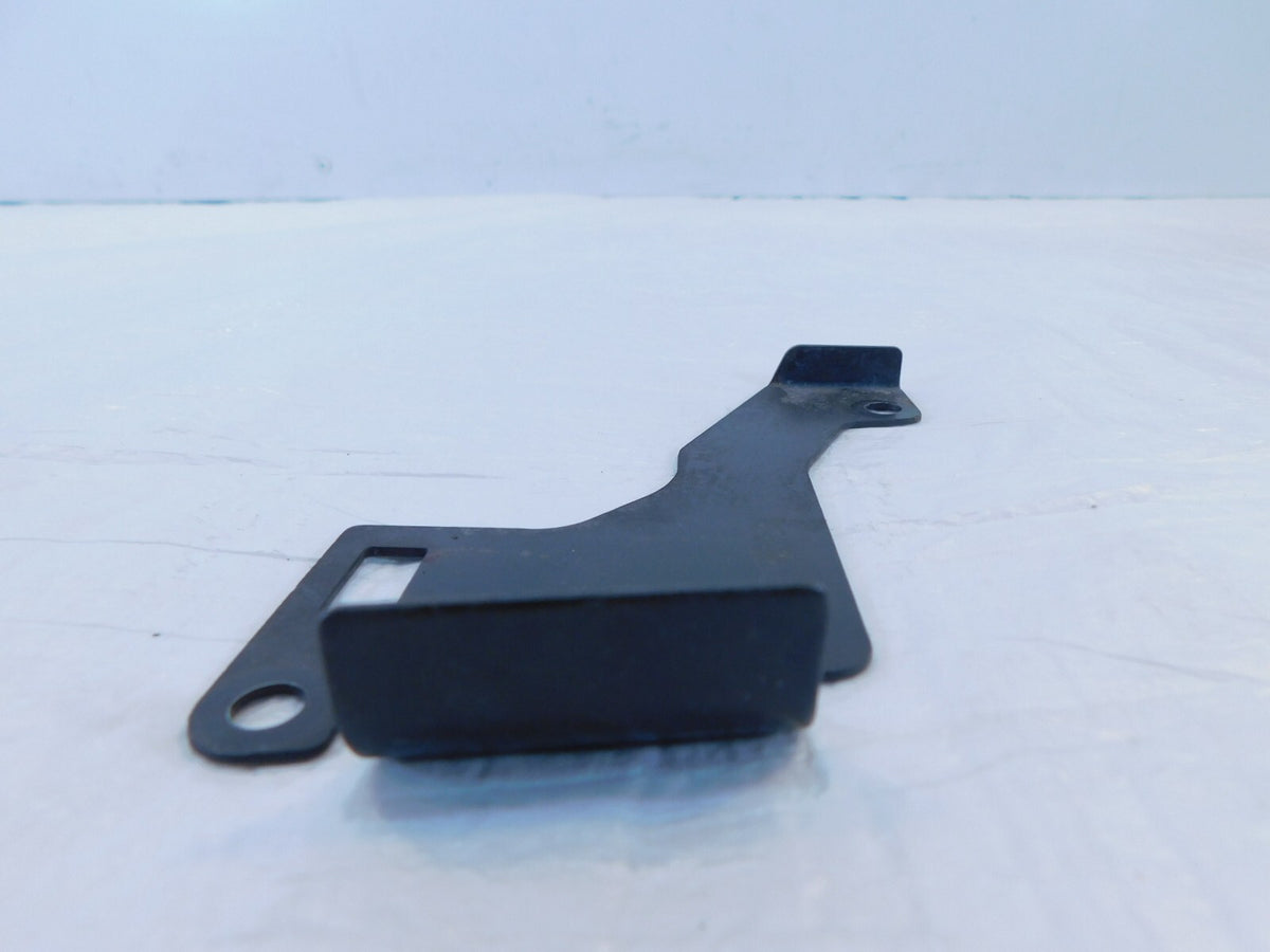 Yamaha V-Star 1100 Classic Custom Silverado Side Cover Mount Bracket Guide Plate - C3 Cycle