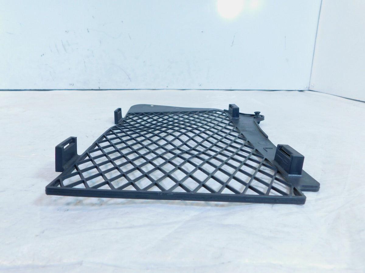 2001-2005 Honda GL1800 Goldwing 1800 Left Radiator Cover Fairing Cowling Grill