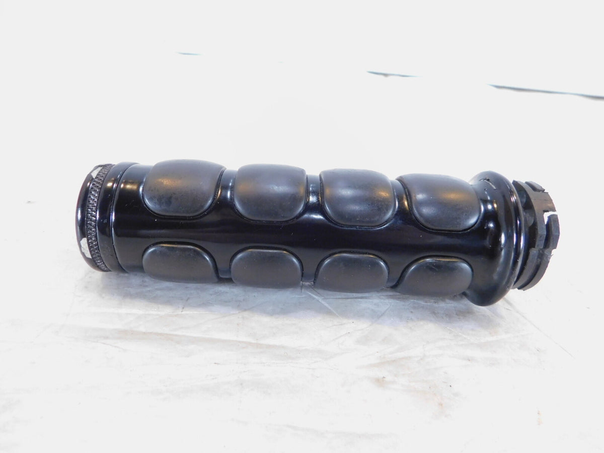 Harley Davidson Dyna Softail Sportster Rubber & Metal Handlebar Right Hand Grip