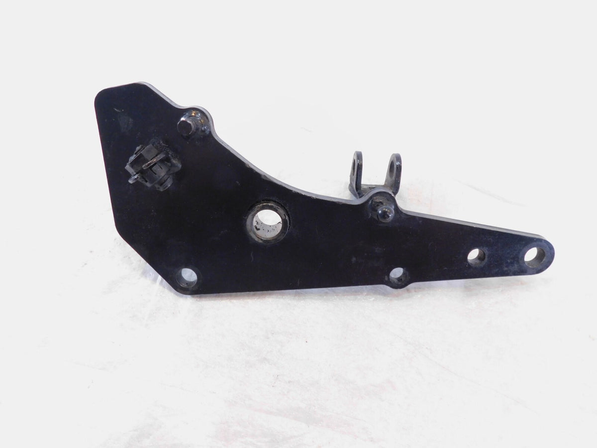 96-04 Kawasaki Vulcan VN1500 1500 Classic Right Footrest Floorboard Holder Mount - C3 Cycle