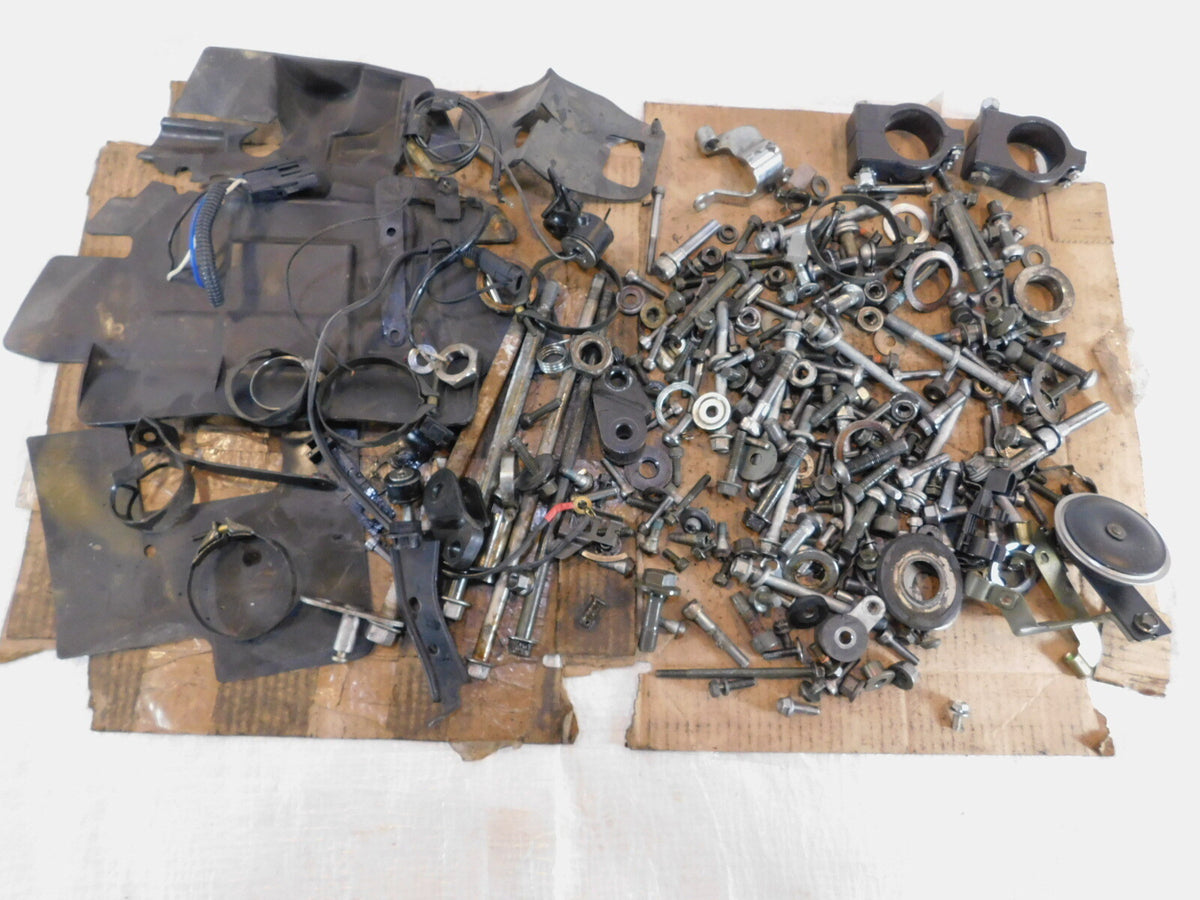 2004 04 Yamaha FZ6 FZ6S Misc Hardware Horn Nuts Bolts Brackets Parts Box Lot - C3 Cycle