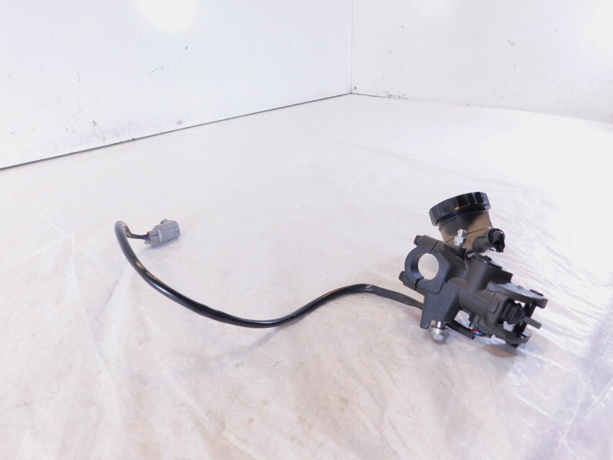 2018 Kawasaki Ninja H2 SX SE ZX1002 Front Wheel Brake Master Cylinder & Switch - C3 Cycle