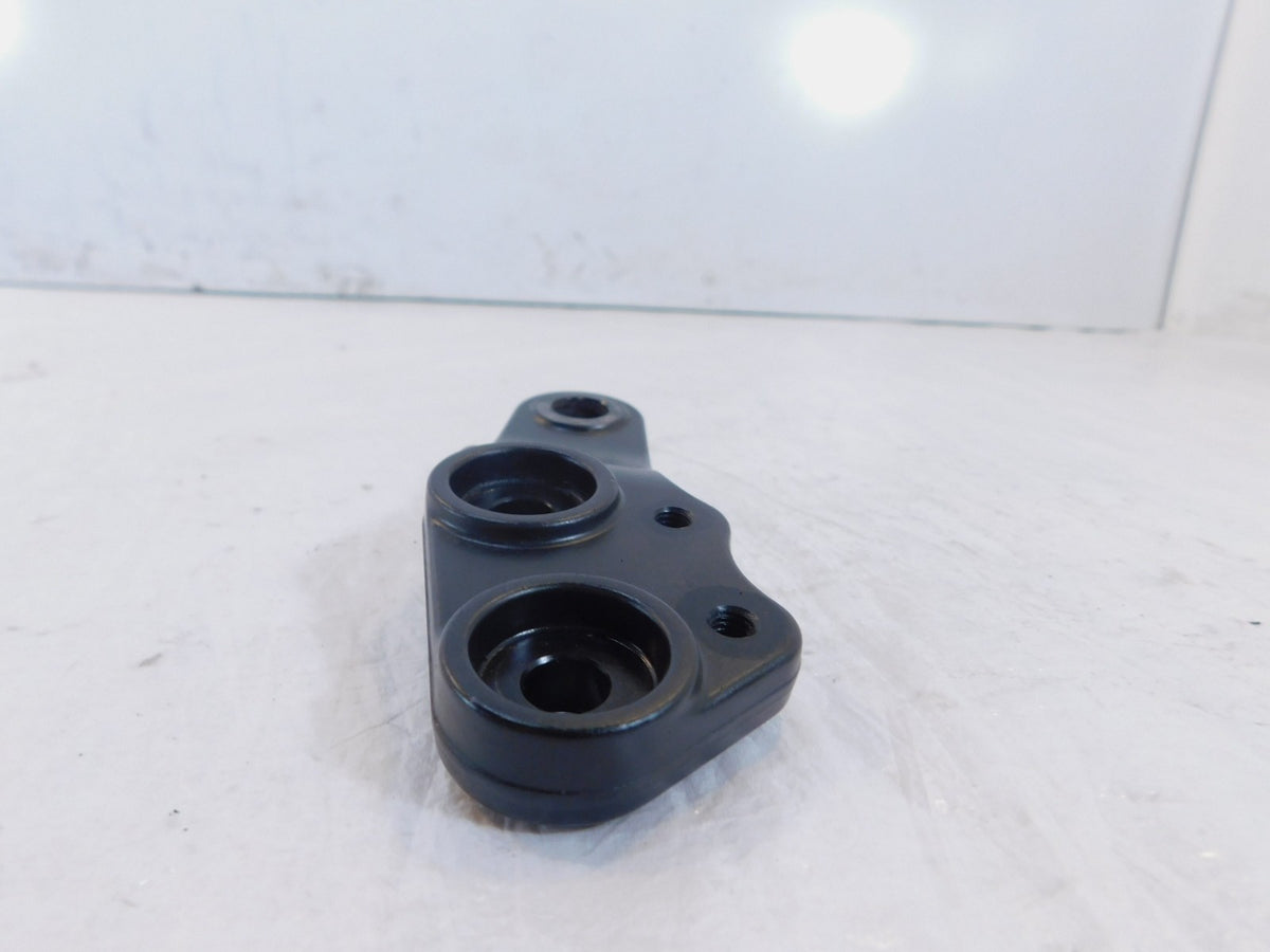 2007-2012 Triumph Tiger 1050 SE Cylinder Head Engine Motor Frame Mount Bracket - C3 Cycle