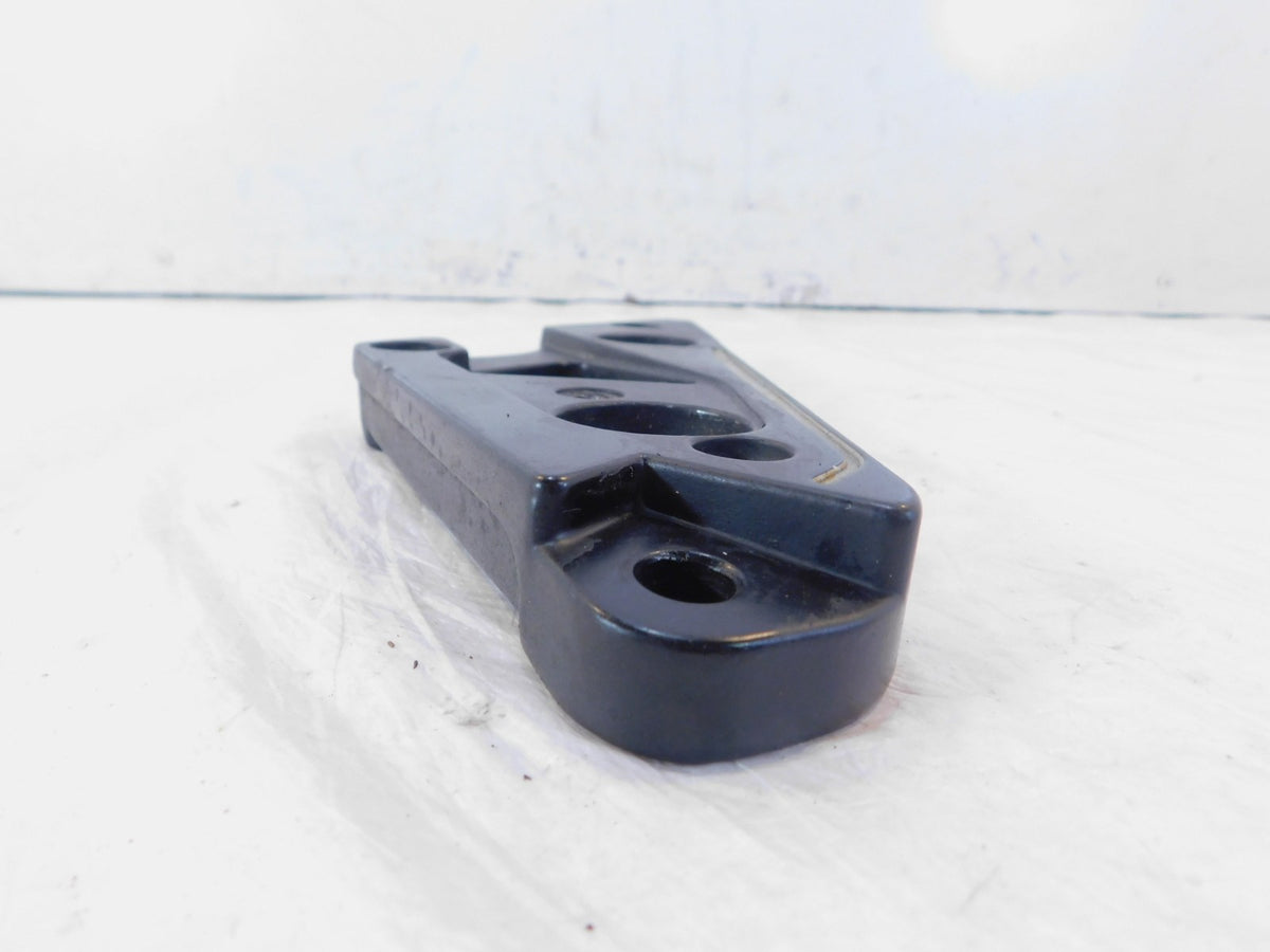 1983 83 Yamaha XJ750 Maxim 750 Rear Right Passenger Foot Peg Mount Bracket - C3 Cycle