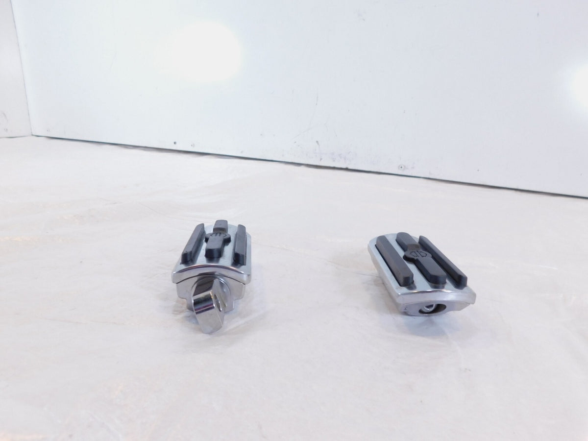 Harley Touring FXR Dyna Sportster & Softail Chrome & Rubber Footpegs Footrests