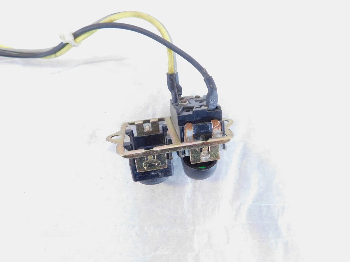 Harley Touring Electra Glide Ultra Classic Spot Lamp Accessory Control Switches