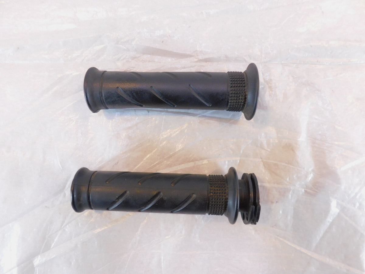 Royal Enfield Classic Bullet 500 EFI B5 C5 Left/Right Handlebar Throttle Grips - C3 Cycle
