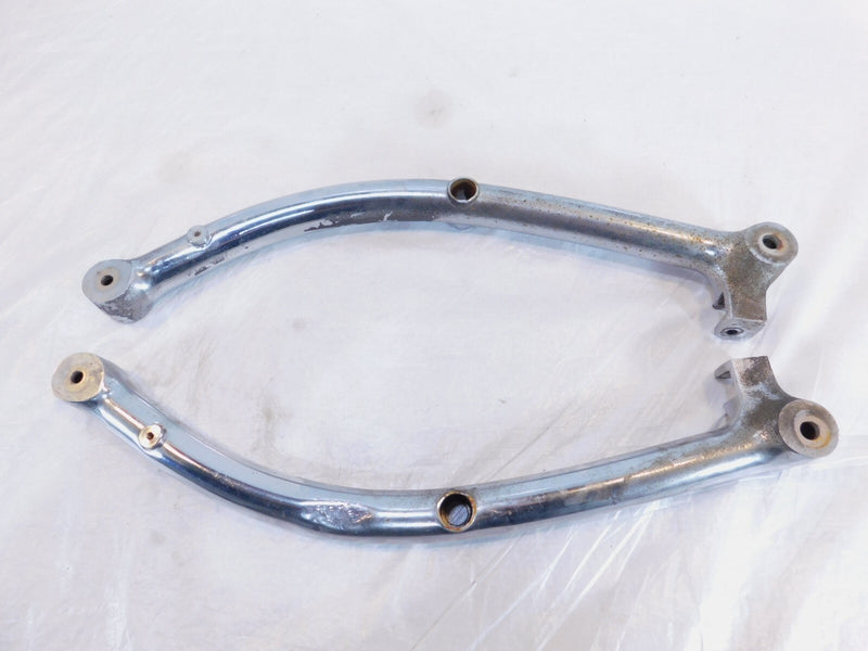 Suzuki Intruder 1400 VS1400 Boulevard S83 Left/Right Chrome Handle Frame Grips