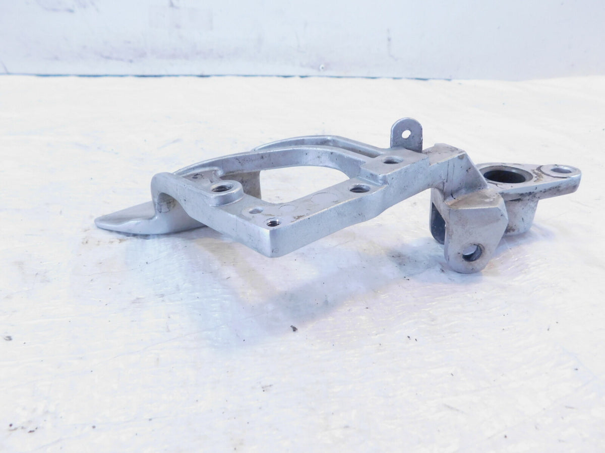2003-2005 Yamaha FJR1300 FJR1300A Front Right Footrest Foot Peg Bracket Mount - C3 Cycle