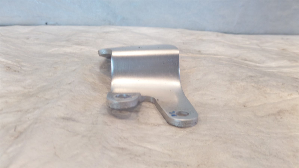 1999 2000 2001 & 2002 Yamaha YZFR6 R6 Right Footpeg Footrest Guard Bracket - C3 Cycle