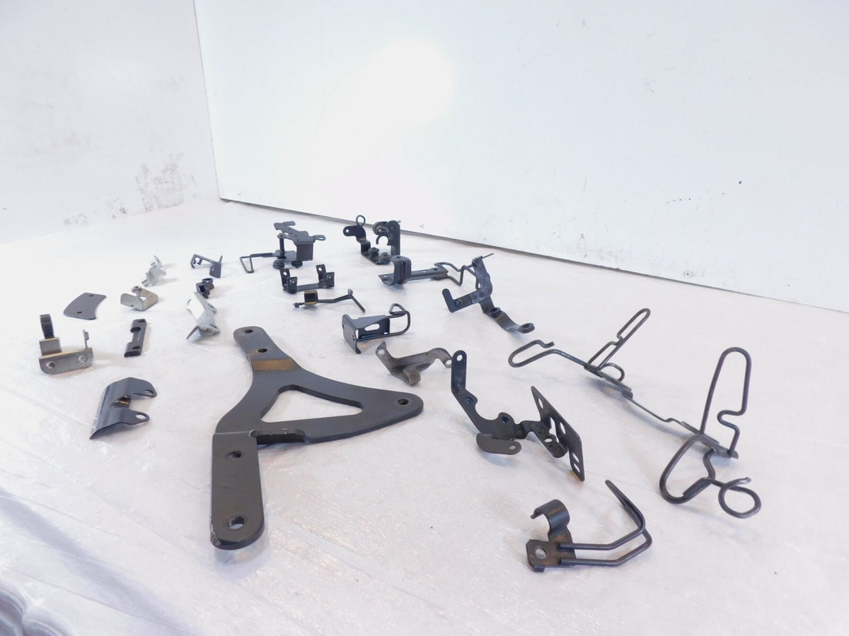 2013 Yamaha V-Star 1300 XVS1300CTF Deluxe Misc Hardware Mount Stay Brackets Lot - C3 Cycle