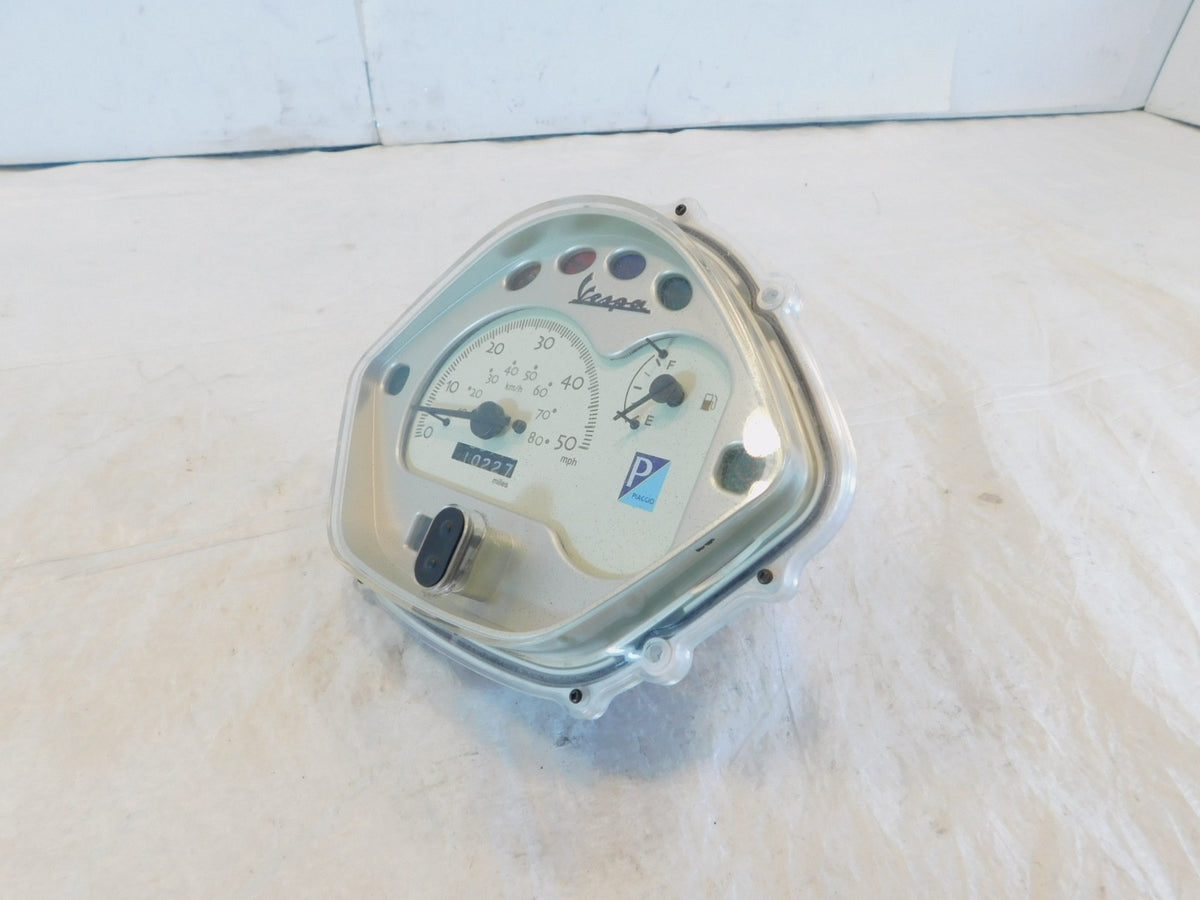 2006-2013 Piaggio Vespa LX 50 Instrument Cluster Speedometer Speedo Fuel Gauges - C3 Cycle