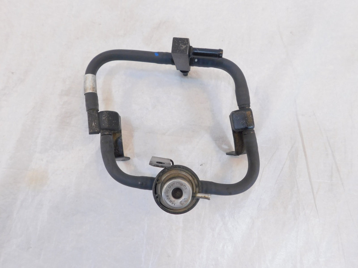 Victory Sport Deluxe & Standard V92 Cruiser Fuel Gas Tank Regulator Rail Line - C3 Cycle