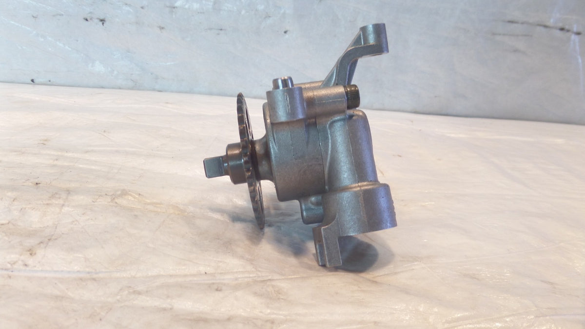 Yamaha YZFR6 YZF R6 & FZ6 FZ-6 Engine Motor Oil Pump Assembly 5MT-13300-00-00 - C3 Cycle