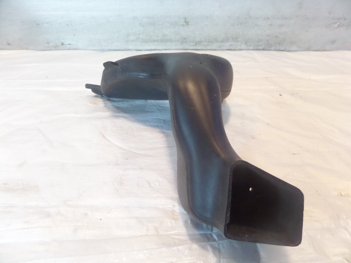 Yamaha YZFR6 & R6 Engine Right Air Ram Intake Duct Tube Pipe 5EB-2838T-00-00 - C3 Cycle