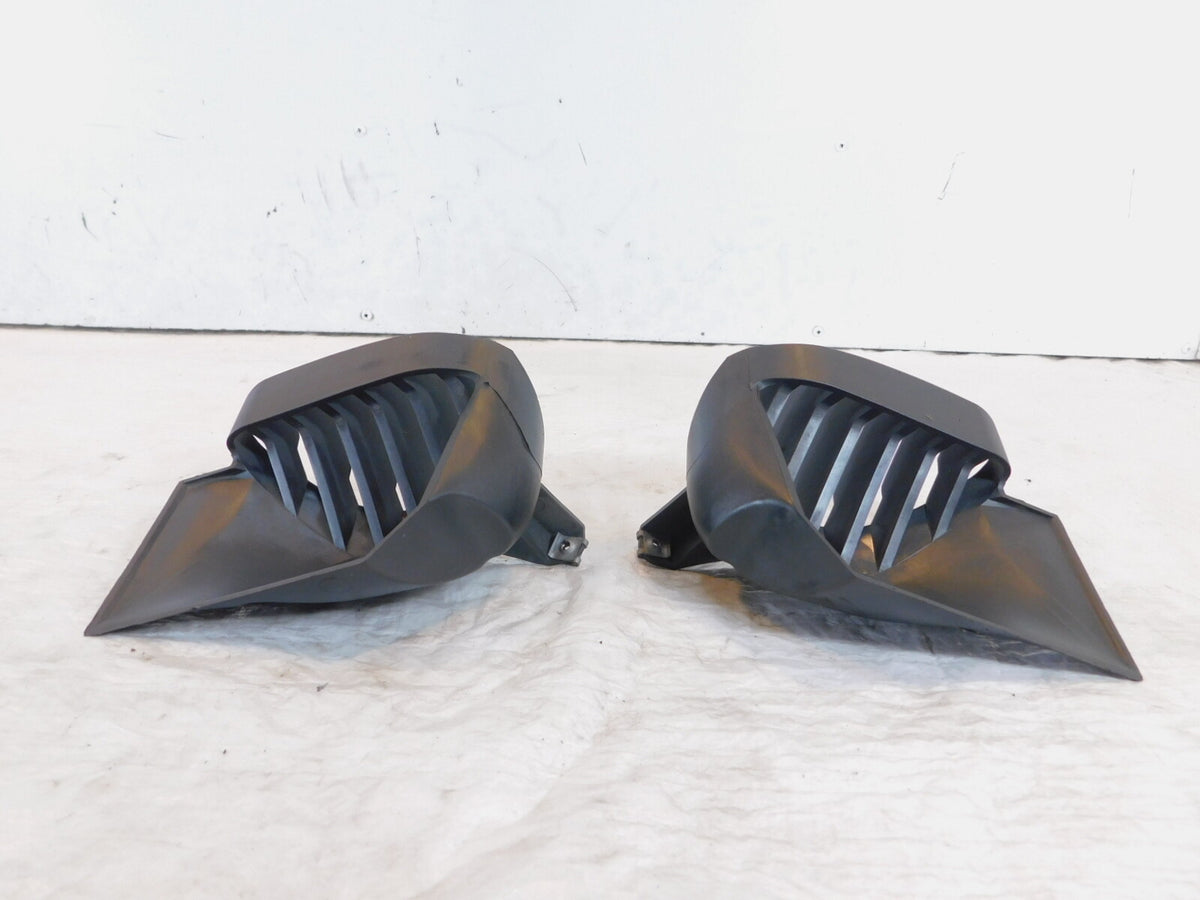 1997-2005 BMW R1200CL R1200C Black Left/Right Front Frame Mounted Outlet Grids - C3 Cycle