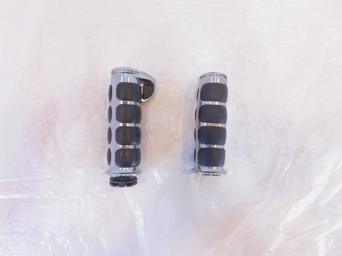 Harley Davidson Dyna Sportster & Softail Chrome Pair ISO Hand Handlebar Grips - C3 Cycle