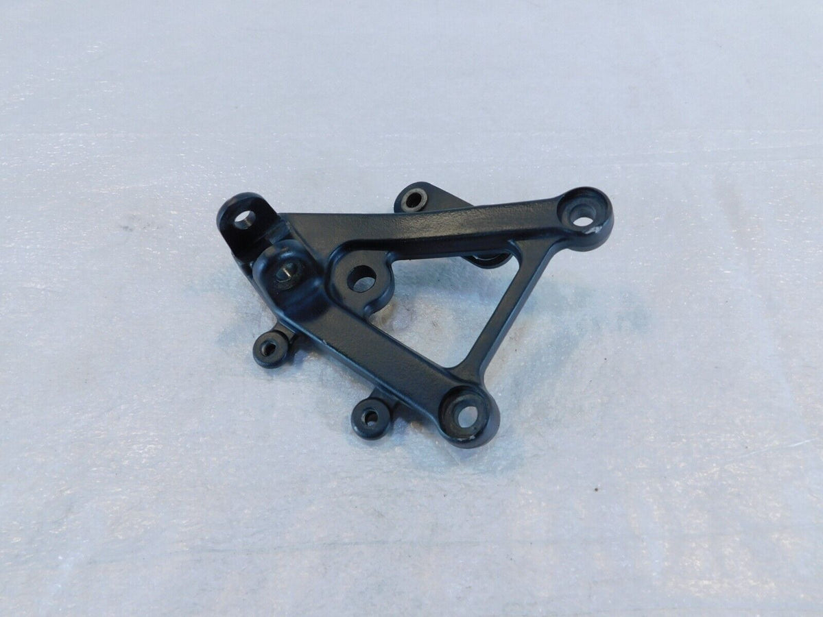 Aprilia RSV 1000 Mille & Tuono Left Front Footrest Foot Peg Bracket Mount Stay - C3 Cycle