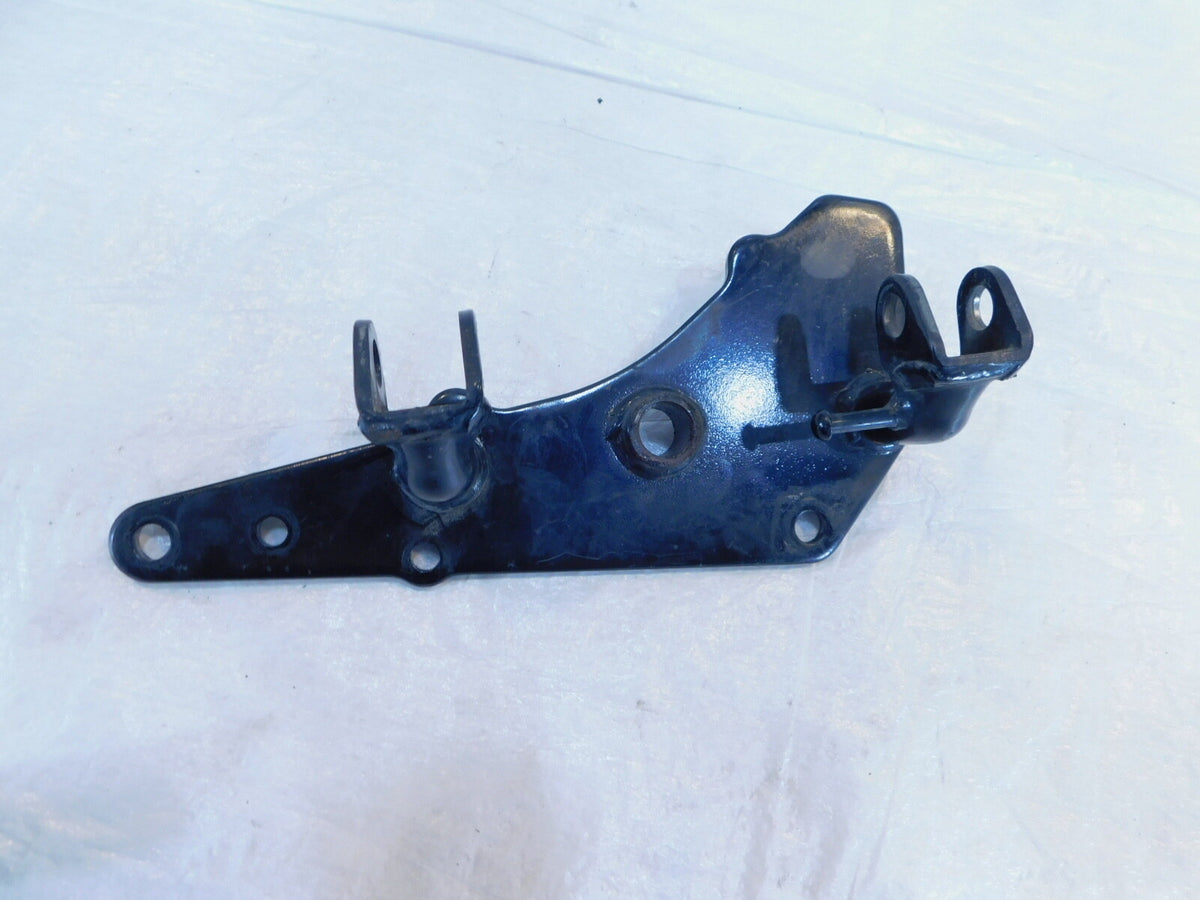 96-04 Kawasaki Vulcan VN1500 1500 Classic Right Footrest Floorboard Holder Mount - C3 Cycle