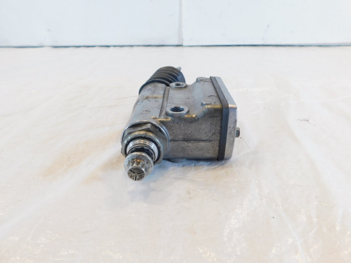 Harley Davidson Sportster 883 & 1200 Rear Right Brake Master Cylinder Reservoir