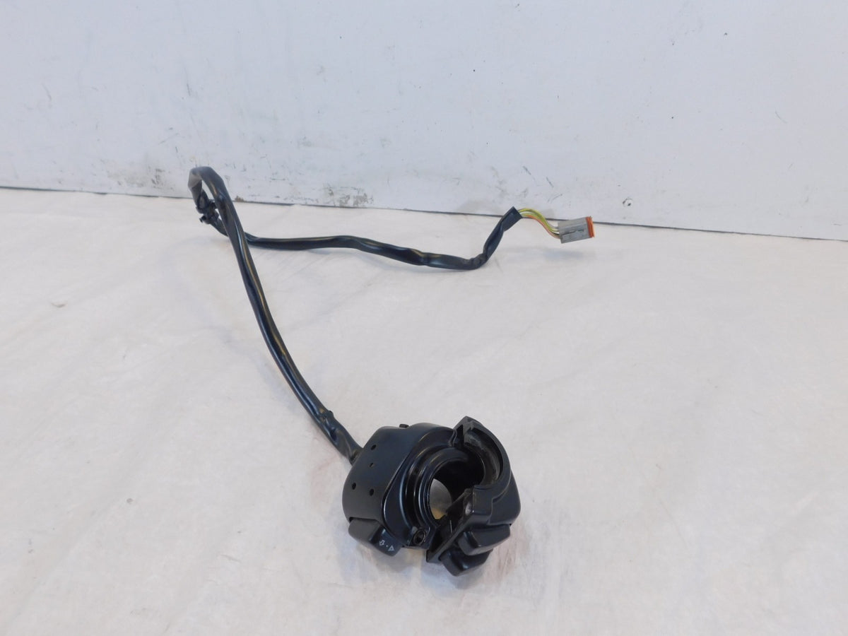 Harley Davidson Softail Dyna Sportster Left Handlebar Horn Turn Signal Switches - C3 Cycle