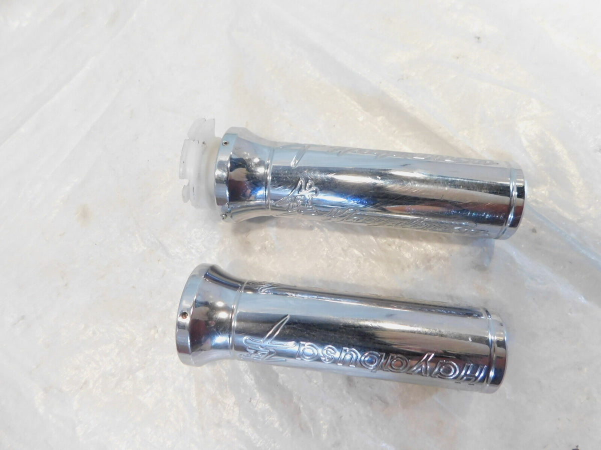 Suzuki GSXR600 GSXR750 GSXR1000 & Hayabusa Left/Right Handlebar Throttle Grips - C3 Cycle