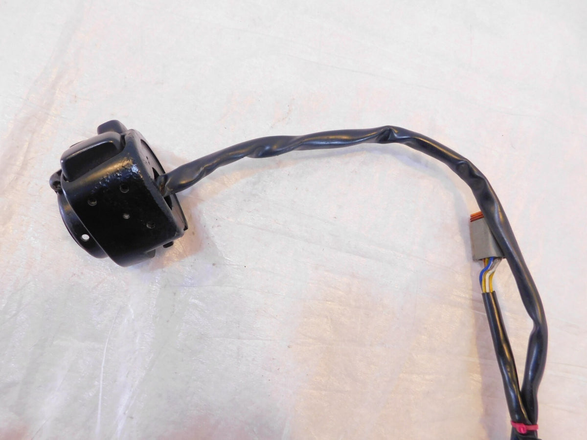 Harley Davidson Softail Dyna Sportster Left Handlebar Horn Turn Signal Switches - C3 Cycle