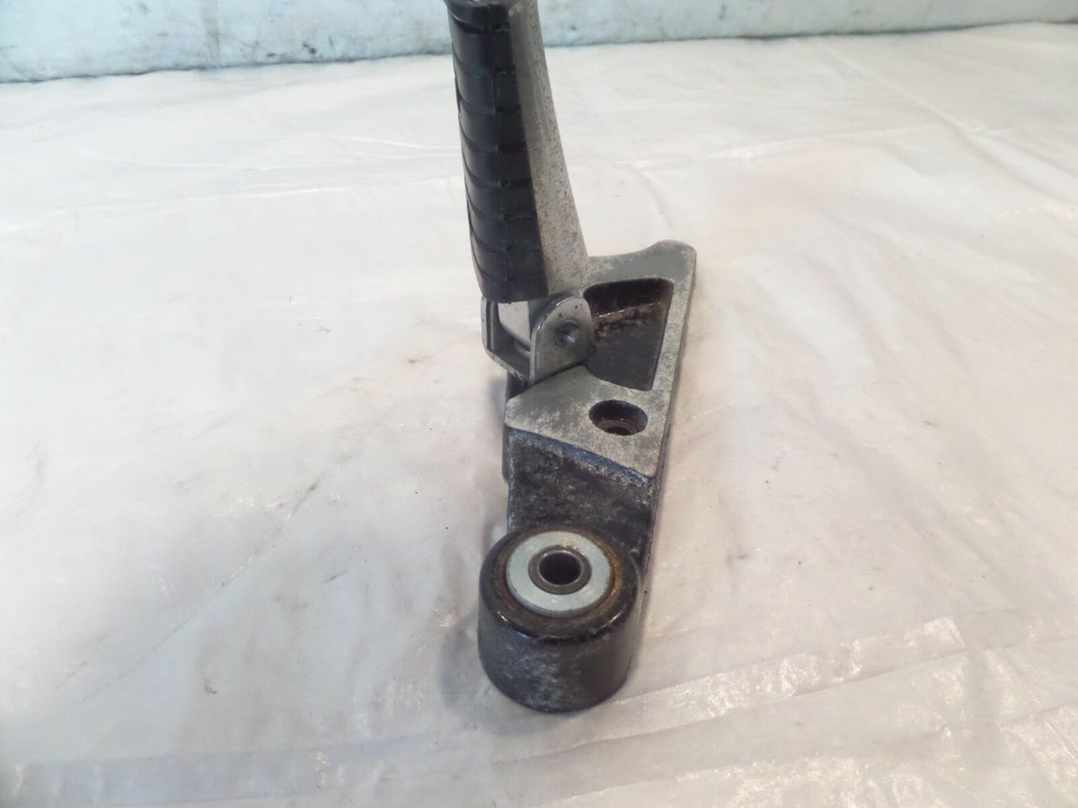 Yamaha V-Max 1200 VMX12 Right Rear Passenger Footrest Foot Peg & Mount Bracket - C3 Cycle