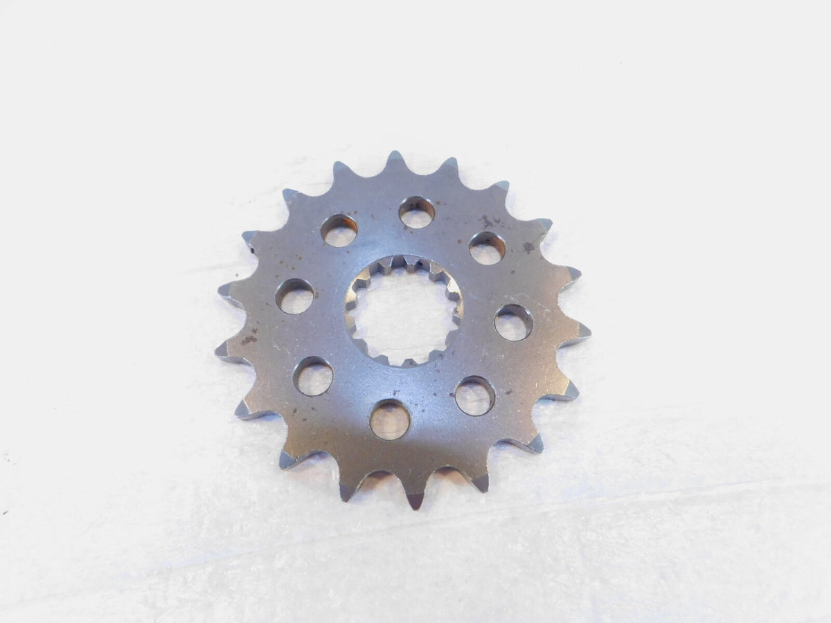 Triumph Thruxton Scrambler Bonneville Front Engine Output 18 Tooth Sprocket 18T - C3 Cycle