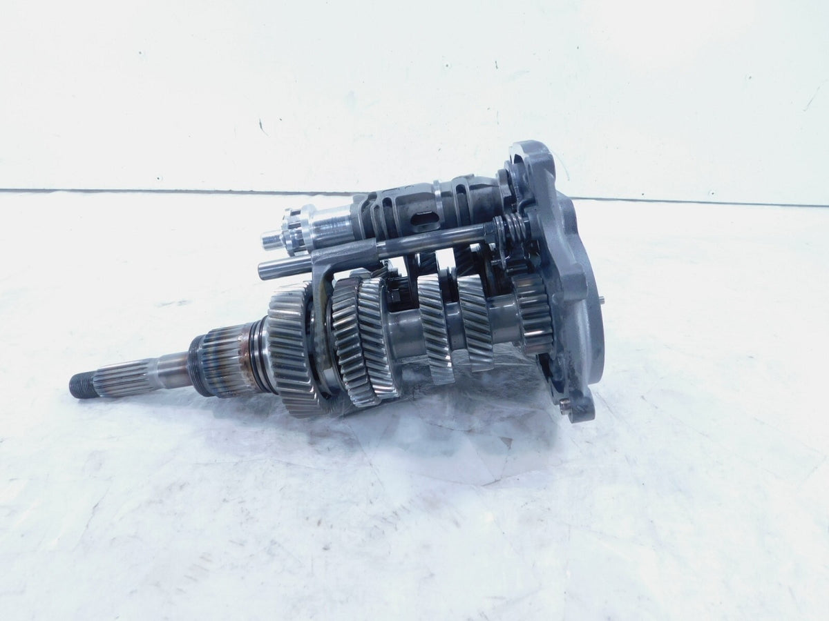 Harley Davidson Electra Glide Ultra CVO Graphite Silver 6-Speed Transmission - C3 Cycle
