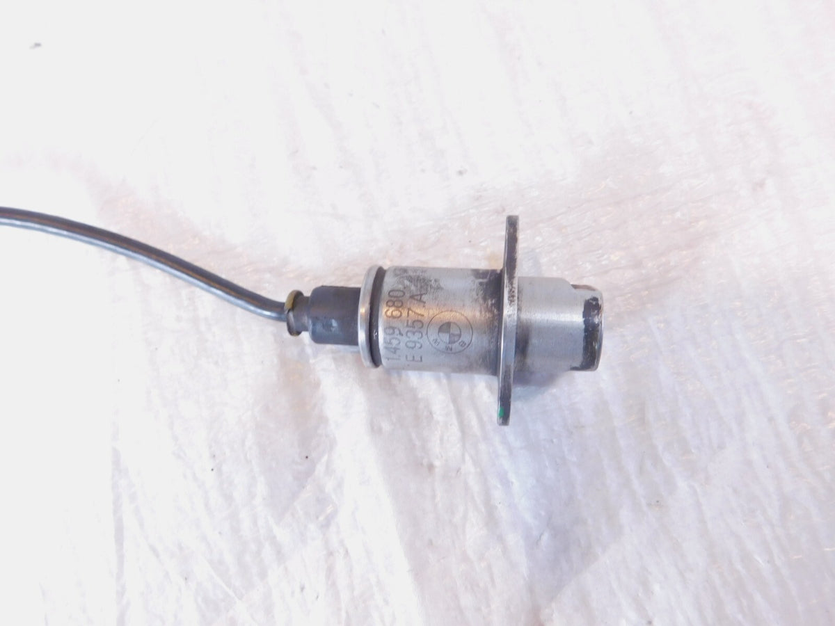 BMW K75 K100RS K100LT K1100RS K1100LT R1100RS Rear Wheel ABS Speed Pulse Sensor