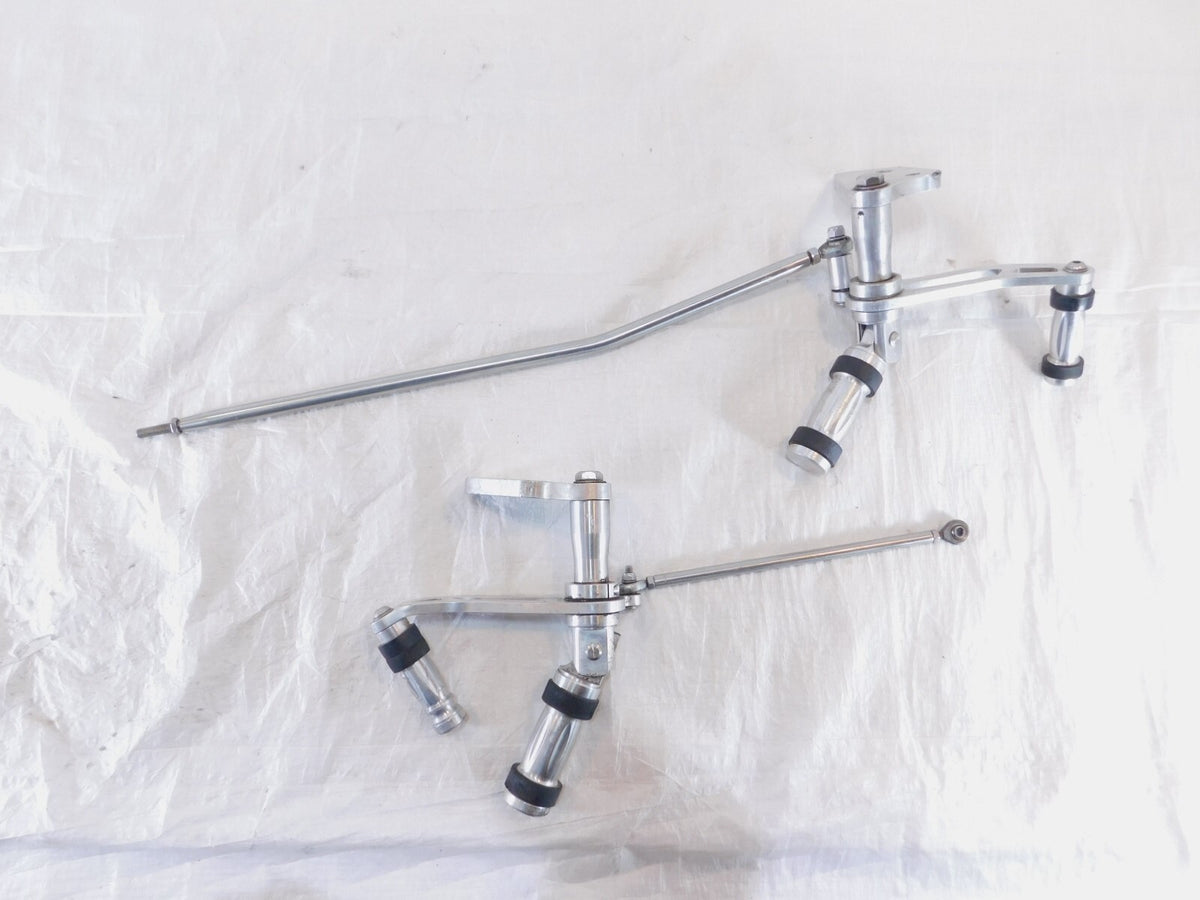 Harley Davidson Dyna Wide Glide Left & Right Forward Control Pedals & Brackets - C3 Cycle