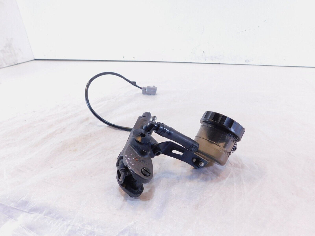 2018 Kawasaki Ninja H2 SX SE ZX1002 Front Wheel Brake Master Cylinder & Switch - C3 Cycle