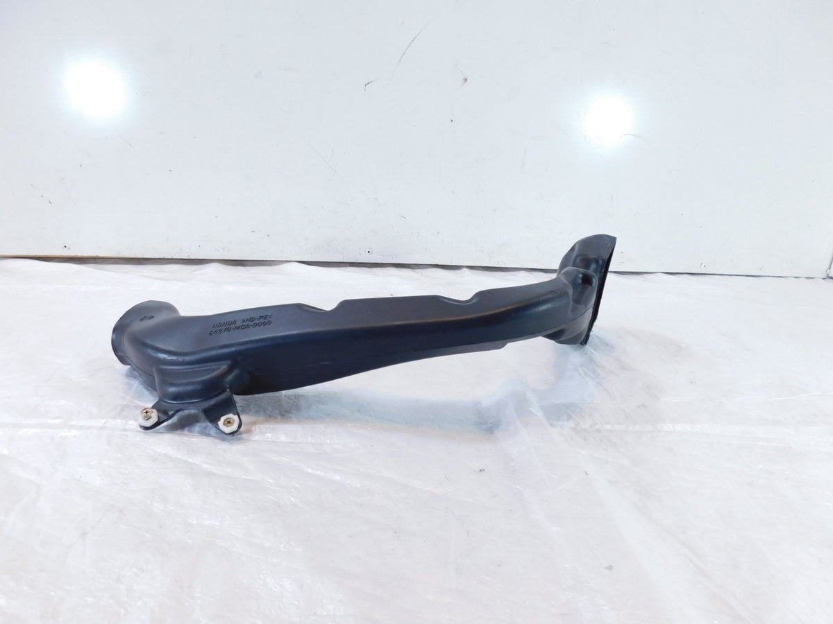 2001-2005 Honda GL1800 Goldwing 1800 Right Fairing Air Intake Duct Tube Pipe - C3 Cycle