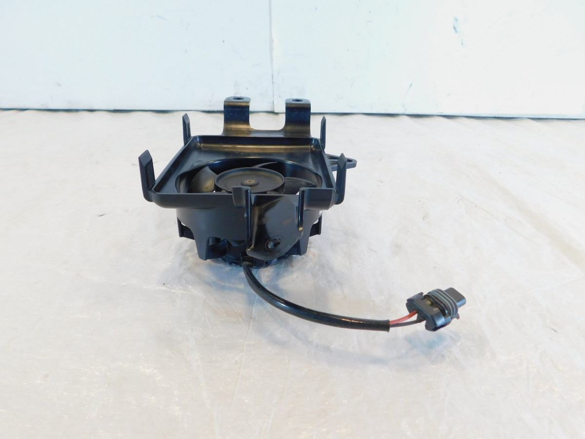Harley Davidson Tri Electra Glide Front Left Engine Coolant Radiator Cooling Fan - C3 Cycle