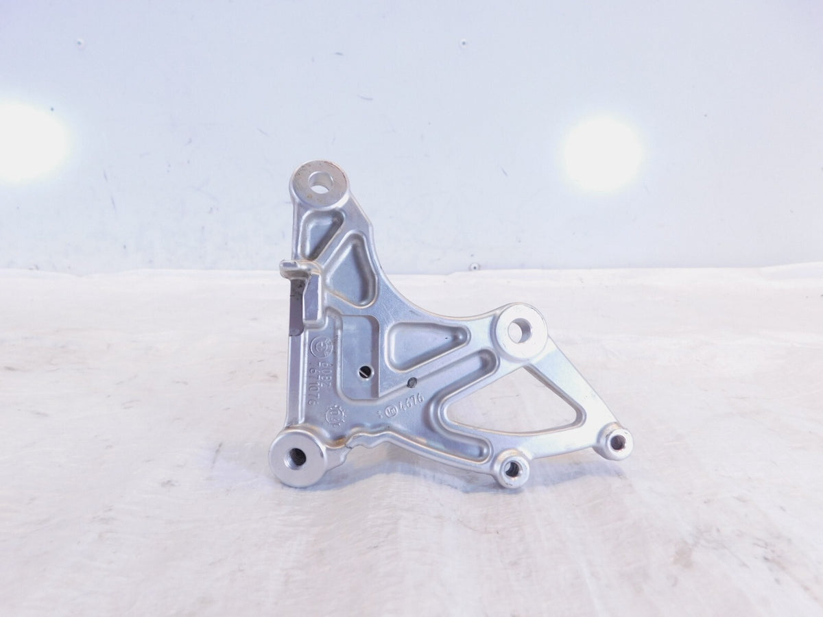 2005-2010 BMW R1200R R1200ST Front Right Footrest Foot Peg & Bracket Mount Plate - C3 Cycle