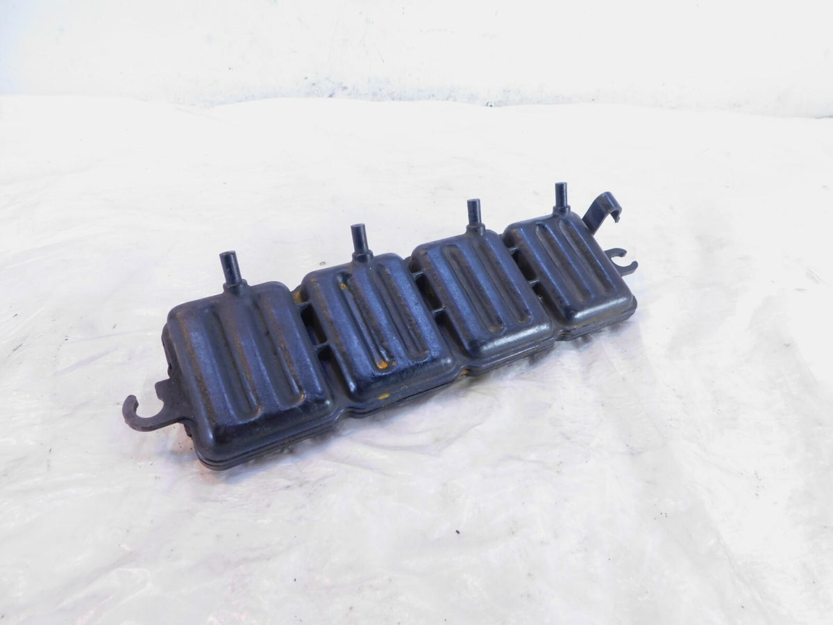 Yamaha Venture Royale XVZ12 XVZ12D Engine Motor Cylinder Head Intake Air Chamber - C3 Cycle