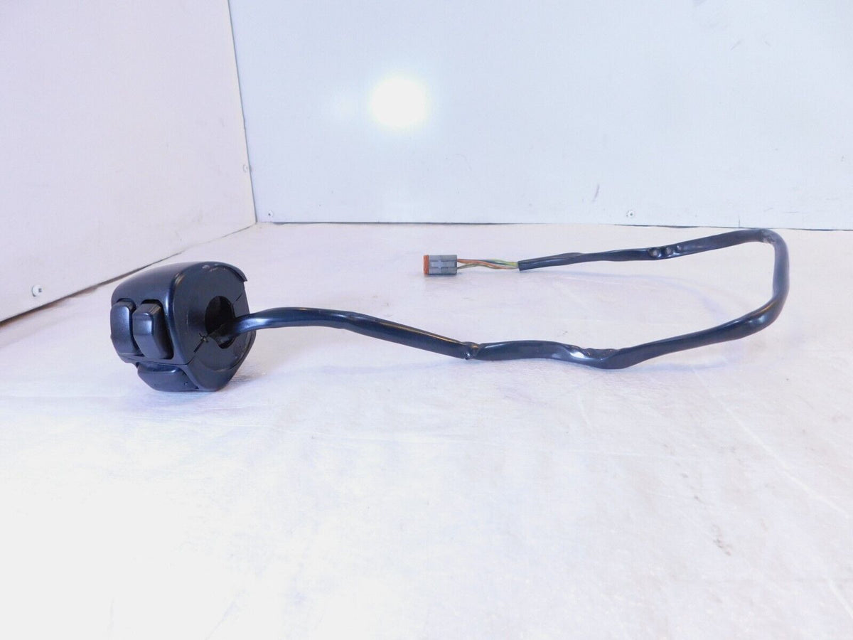 Harley Davidson Softail Dyna Sportster Left Handlebar Horn Turn Signal Switches - C3 Cycle