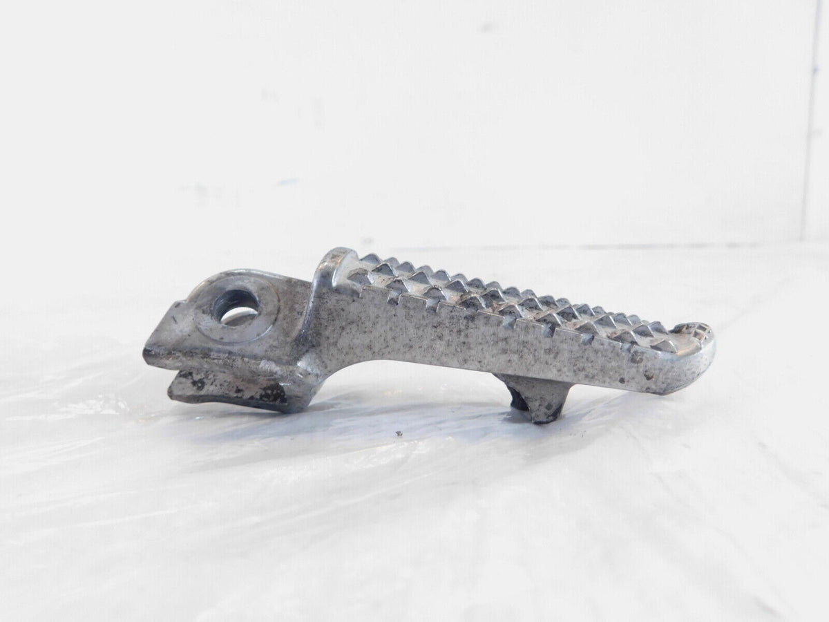Honda CB650 CBR650 CBR650R & CB500F Front Left Footrest Foot Peg 50665-MKN-D50