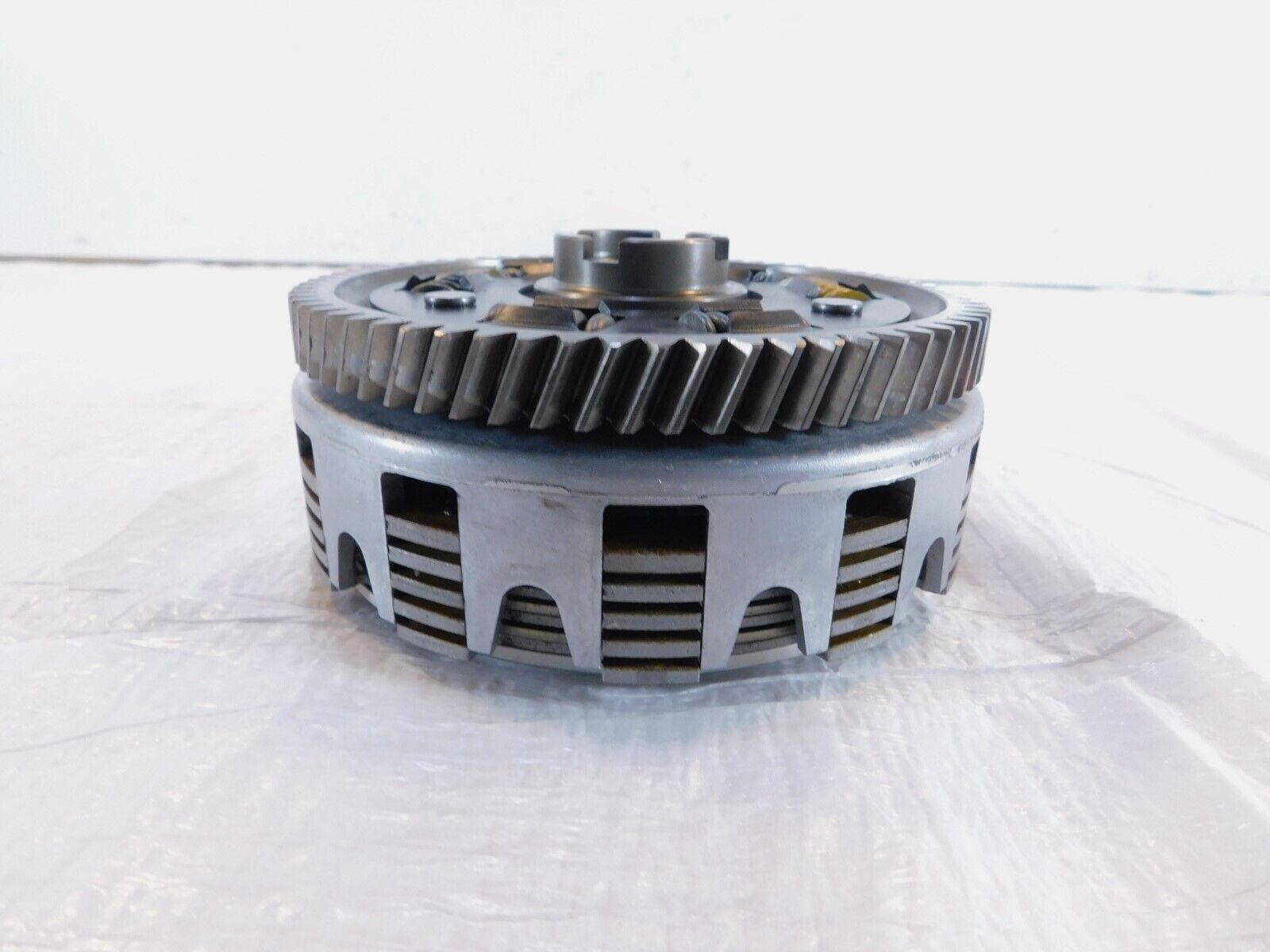 Suzuki GW250 Inazuma & GSX250R Clutch Basket Hub & Pressure Suzuki GW250 Inazuma & GSX250R Clutch Basket Hub & Pressure