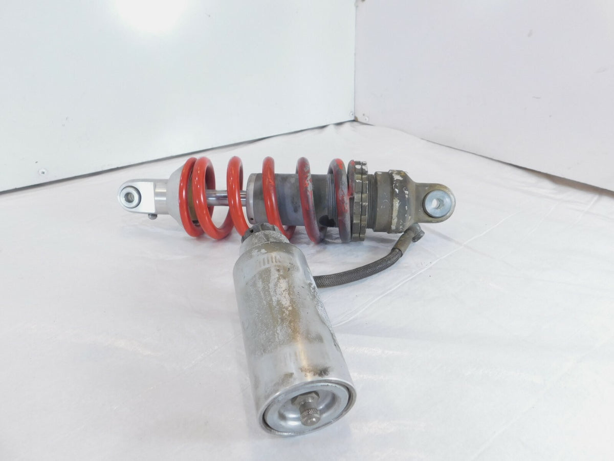 564d5448-870b-48a7-adb2-458e984c6474