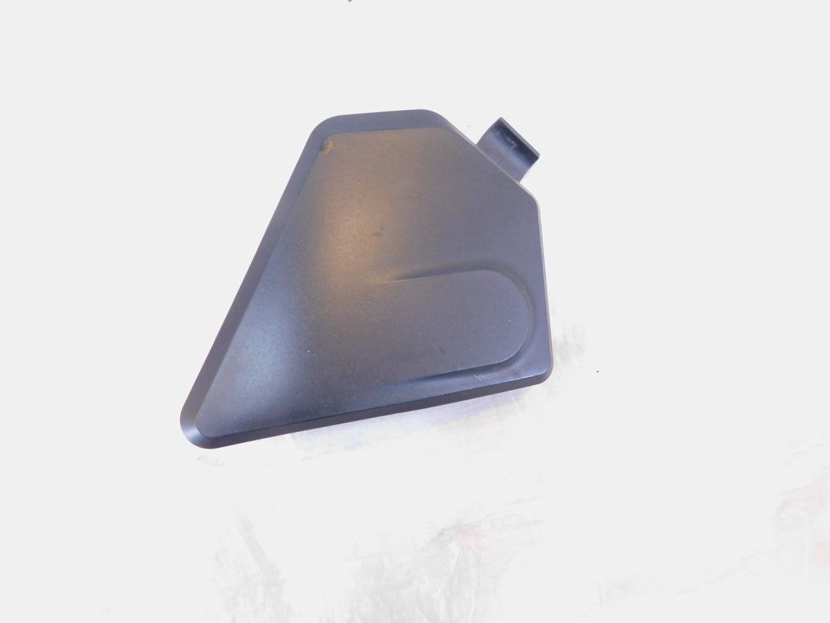 Husqvarna Svartpilen Vitpilen 401 CKD Black ABS Brake Pump Modulator Cover Cap