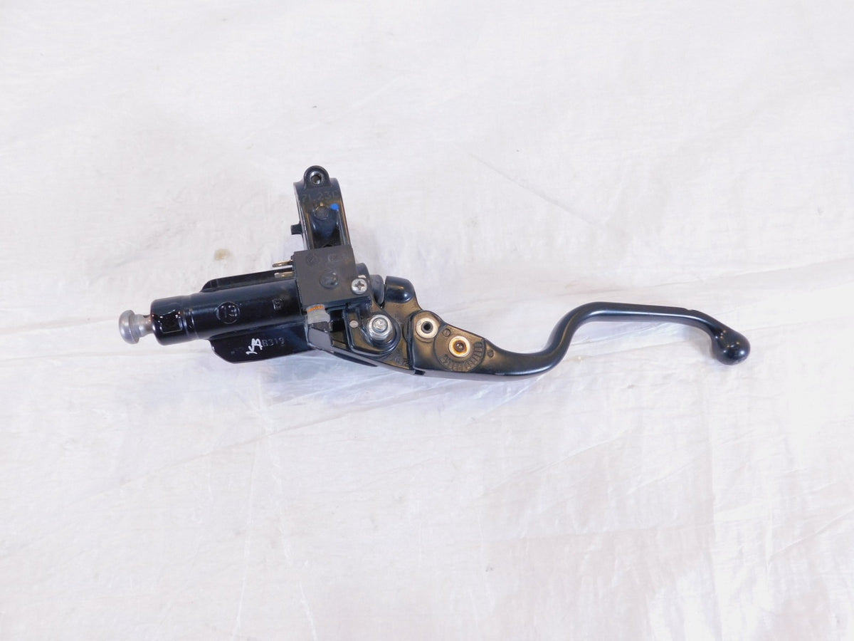 Husqvarna Svartpilen Vitpilen 401 CKD B.D  Front Brake Mster Cylinder & Lever - C3 Cycle